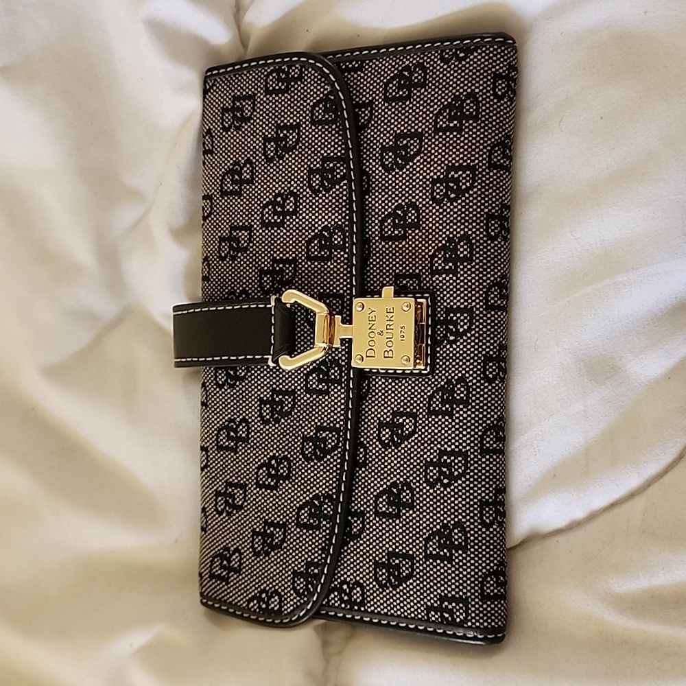 Dooney and Bourke